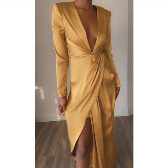 Splits Side Plunge Maxi in Satin - Picture 4 of 4